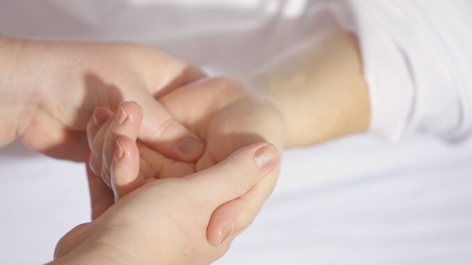 treatment-1327811_1280 Behandlung von Warzen