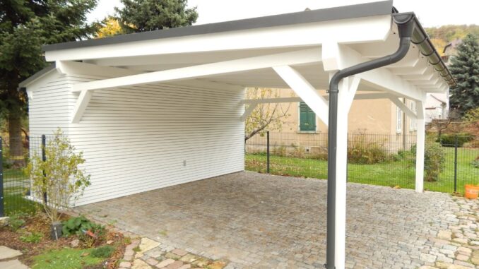 Fertiges Carport aus Bausatz