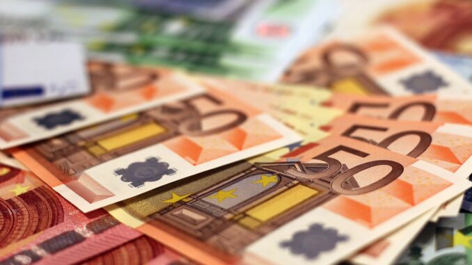 money-1005477_1280 einen Eilkredit beantragen