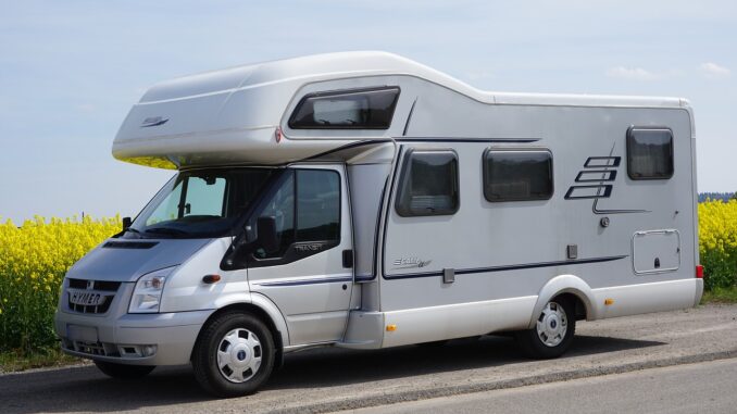 mobile-home-2260094_1280 Wohnmobil mieten