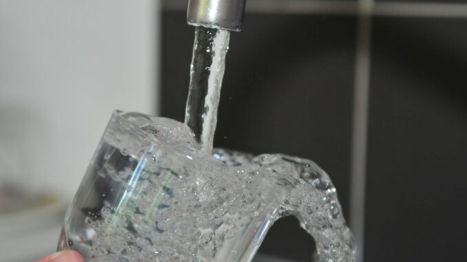 water-1154080_1280 Wasserfilter für Leistungswasser