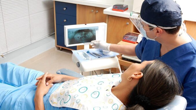 angstpatient-zahnarzt-1639683_1280-min Zahnarzt für Angstpatienten