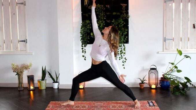 yoga-frau Yoga und CBD als Kombination