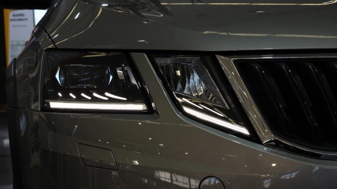 car-g98734972d_1280 Skoda